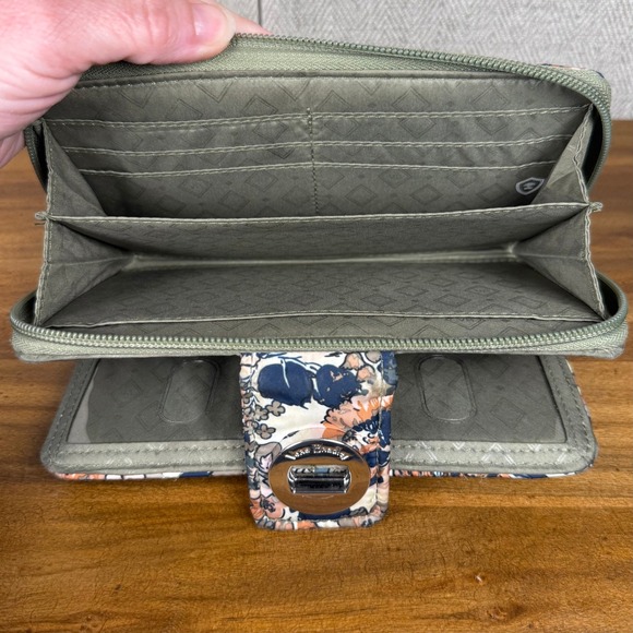 Vera Bradley Floral Quilted Cotton Turn-lock Zip Around Wallet Navy Coral Sage - Picture 3 of 8